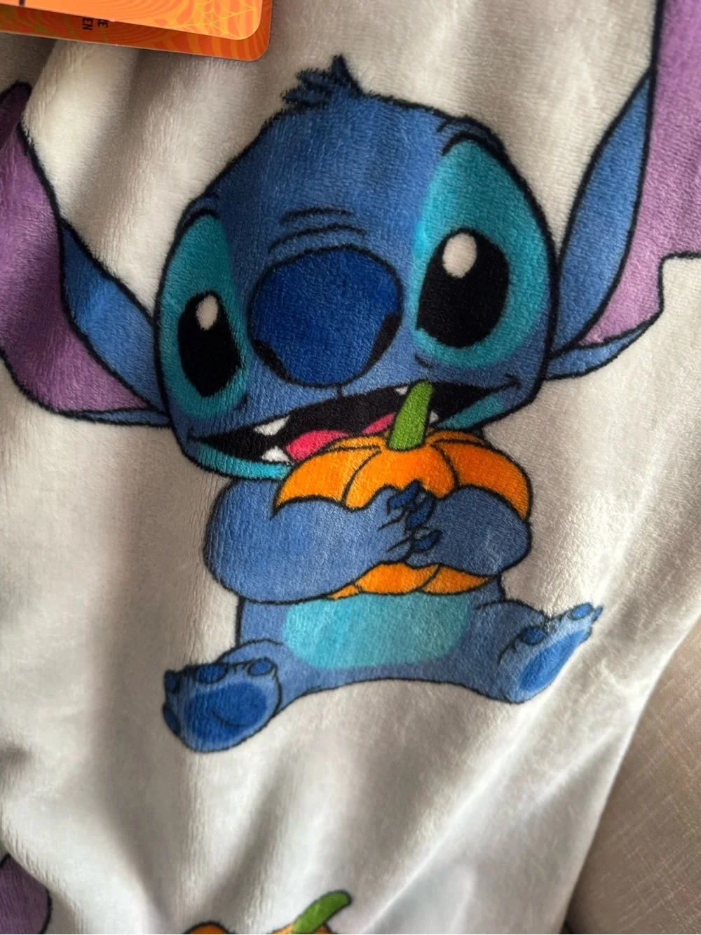 Disney Stitch AUTUMN Plush Throw Blanket with pumpkins - NWT